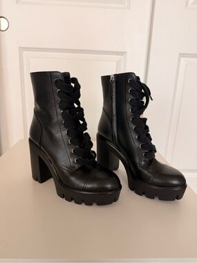 Giuseppe Zanotti Black Lace-Up Platform Ankle Boots